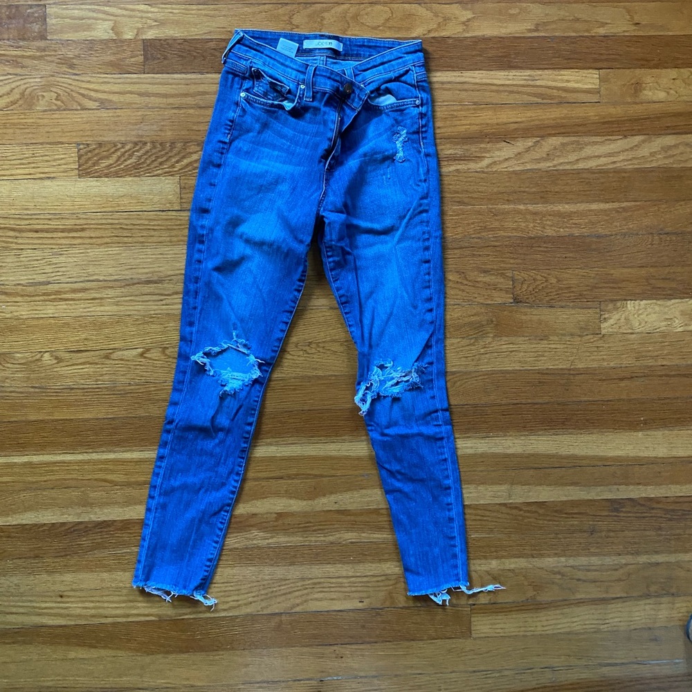 Distressed Joe’s Jeans Size 29